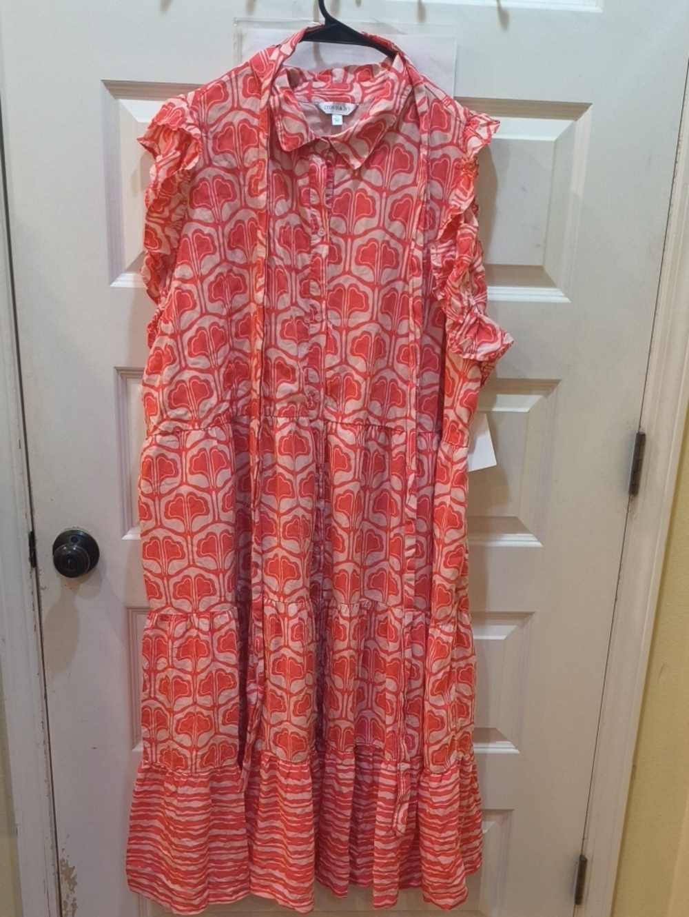 crown & ivy Coral and Cream Printed Ruffle-Sleeve Maxi Dress